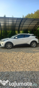 Toyota C-HR Hybrid 35 500 km în garanție( 6 ani/200000km)