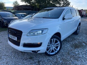 Audi Q7 3.0 TDI DPF quattro tiptronic