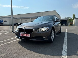 BMW Seria 3 320d DPF Touring Aut. Edition Sport