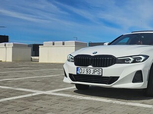 BMW Seria 3 330i xDrive AT