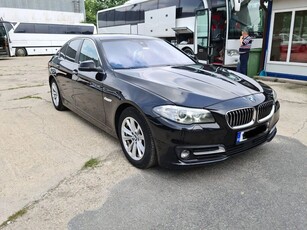 BMW Seria 5 525d Aut. Luxury Line