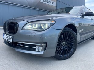 BMW Seria 7 740d xDrive Edition Exclusive