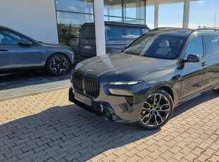 BMW X7 xDrive40d AT MHEV