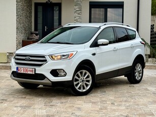 Ford Kuga 1.5 EcoBoost 2x4 Cool & Connect