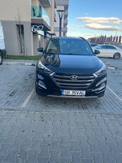 Hyundai Tucson 2.0 CRDI 4WD 8AT Luxury