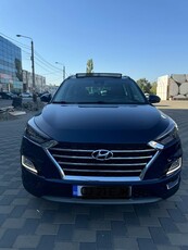 Hyundai Tucson 2.0 CRDI 4WD 8AT Premium