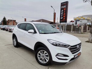 Hyundai Tucson blue 1.7 CRDi 2WD Advantage