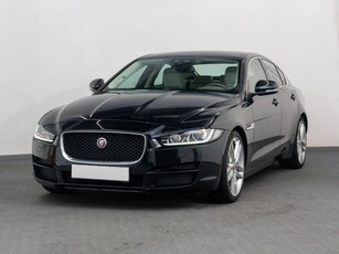 Jaguar XE 2.0 Prestige