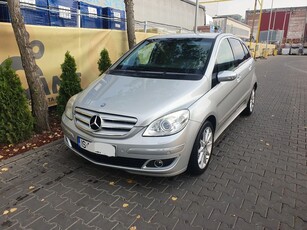 Mercedes-Benz B