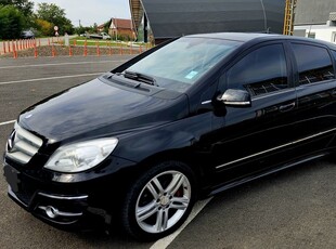 Mercedes-Benz B