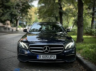 Mercedes-Benz E 220 d T 9G-TRONIC Avantgarde