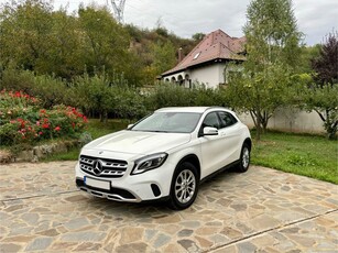 Mercedes-Benz GLA 180 7G-DCT