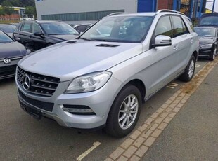 Mercedes-Benz ML 350 BlueTEC 4MATIC 7G-TRONIC