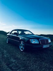 Mercedes-Benz W124