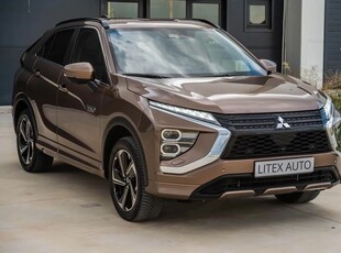 Mitsubishi Eclipse-Cross Plug-In Hybrid 4WD Select Black