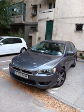 Mitsubishi Lancer 1.5 Invite