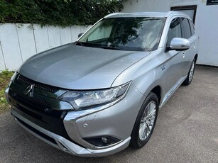 Mitsubishi Outlander 2.4 4WD Plug-In Hybrid