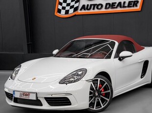 Porsche Boxster 718 PDK