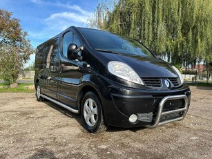 Renault Trafic 2.0 dCi 115 FAP Combi L2H1