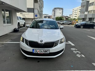 Skoda Octavia Combi Diesel 1.6 TDI DSG Style