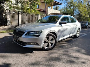 Skoda Superb 2.0 TDI DSG Style