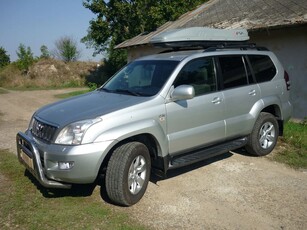 Toyota Land Cruiser 3.0 TD-4D VX