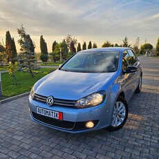 Volkswagen Golf 1.6 TDI DPF DSG Style