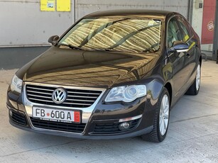 Volkswagen Passat Variant 2.0 Blue TDI SCR Highline