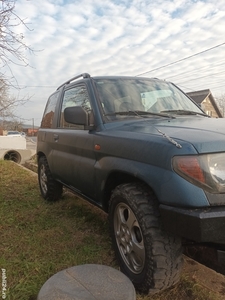 Mitsubishi-pajero-pinin