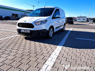 Ford transit courier 2017