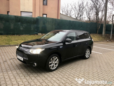 Mitsubishi Outlander PLUG - IN HYBRID PHEV