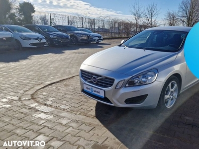 Volvo S60 DRIVe Start-Stop Momentum