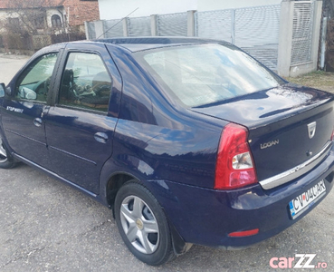 Dacia Logan berlina