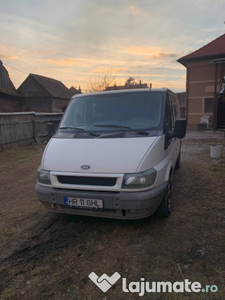 Ford Transit masina