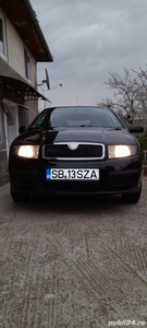 Skoda Fabia motor 1 4 an fabricație 2007 culoare neagra