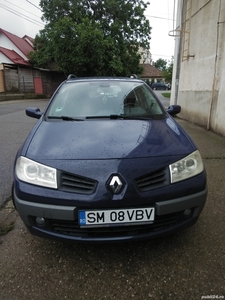 Vand Renault Megane 1.6 benzina an 2008