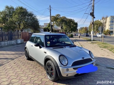 Vând sau schimb Mini Cooper