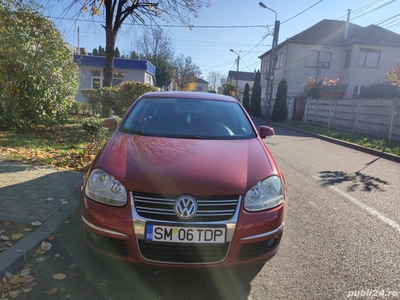 Volkswagen Jetta Unic proprietar, cumparata de la reprezentanta VW Oradea