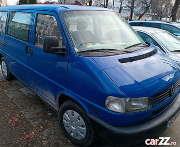 VW T4 Caravelle, din 2001, cu motor de 2.5 TDI