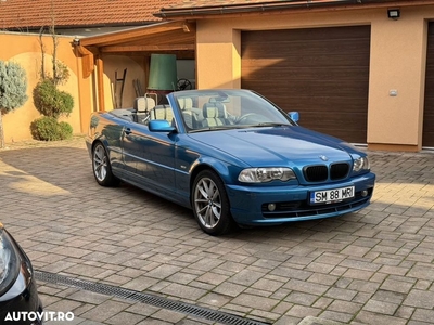 BMW Seria 3 330 i Cabrio