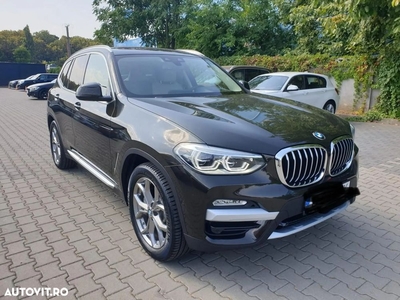 BMW X3 xDrive30i AT xLine