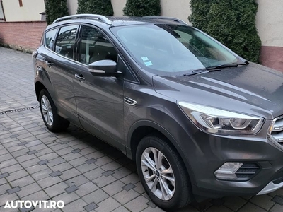 Ford Kuga 2.0 TDCi 4WD Powershift Titanium