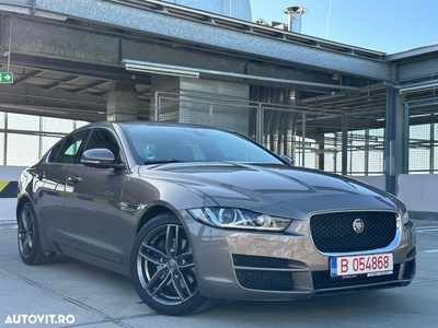 Jaguar XE 2.0 Portfolio