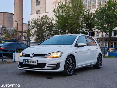 Volkswagen Golf GTD (BlueMotion Technology) DSG