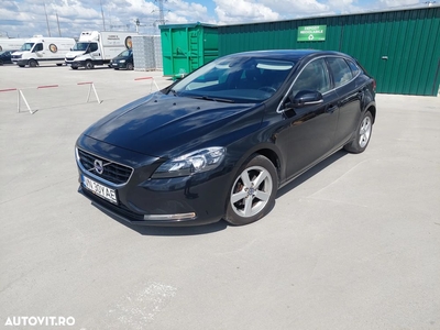 Volvo V40 D2 R-Design