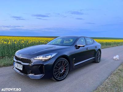 Kia Stinger 3.3 T-GDI 8AT AWD GT