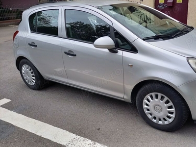 Auto OPEL CORSA D noiembrie 2010