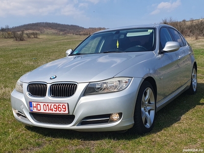 BMW 318i, 143 cp, 2010, Euro 5, benzina