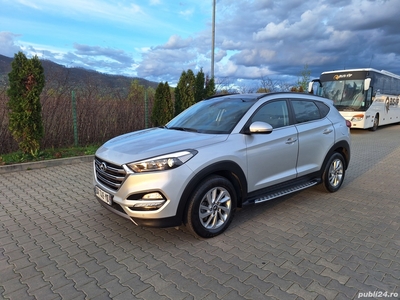 Hyundai Tucson 2015 10 Euro 6 motor 2000 136 cp 4x4