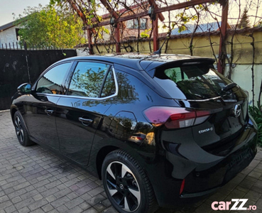 Liciteaza-Opel Corsa 2023